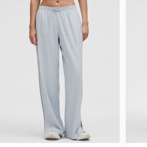 lululemon athletica Light Gray Wide-Leg Track Pants size 0